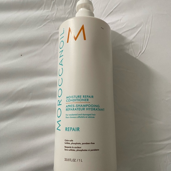 MoroccanOil Moisture Repair Conditioner - 1 Liter